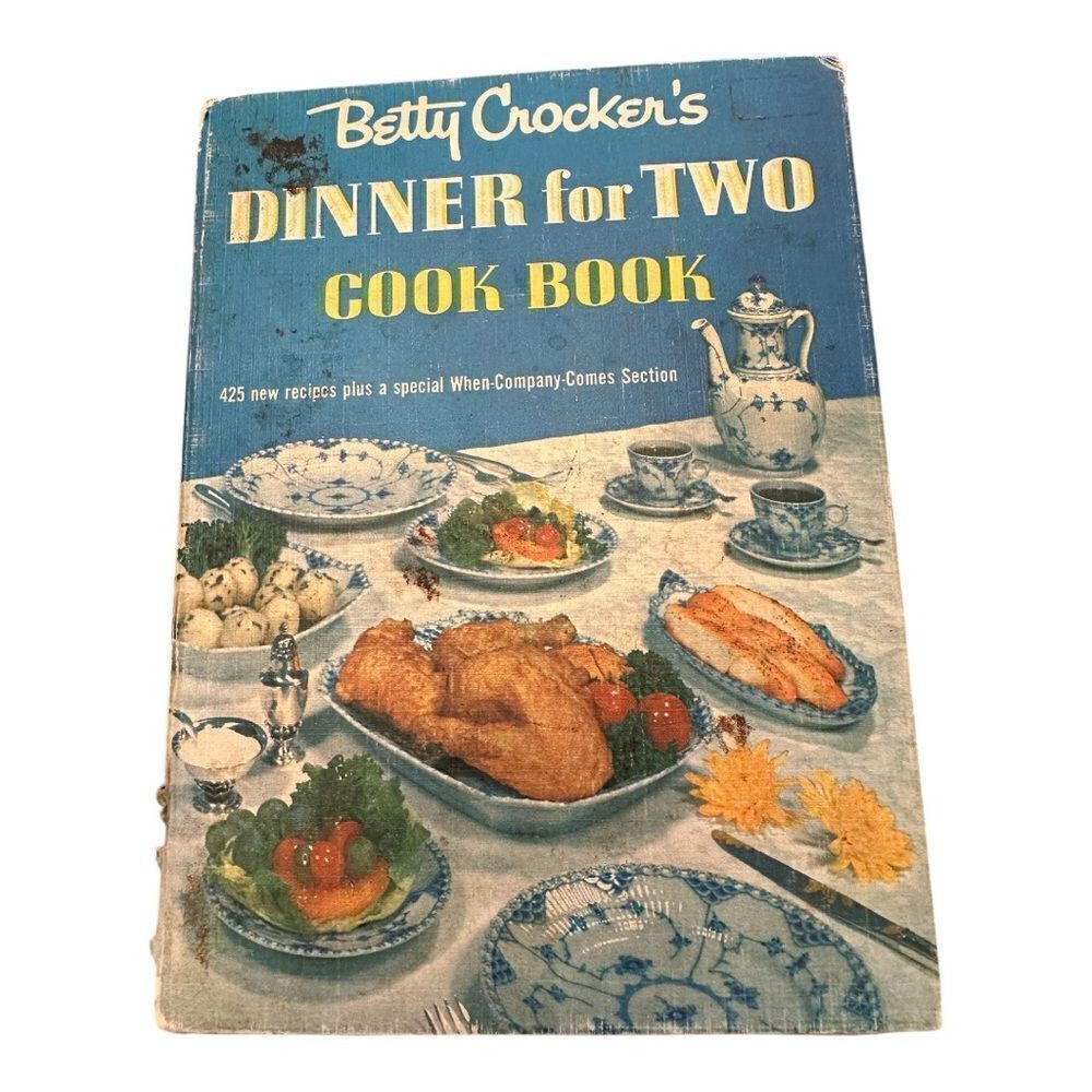 Betty Crocker Blue Dinner for Two Cookbook